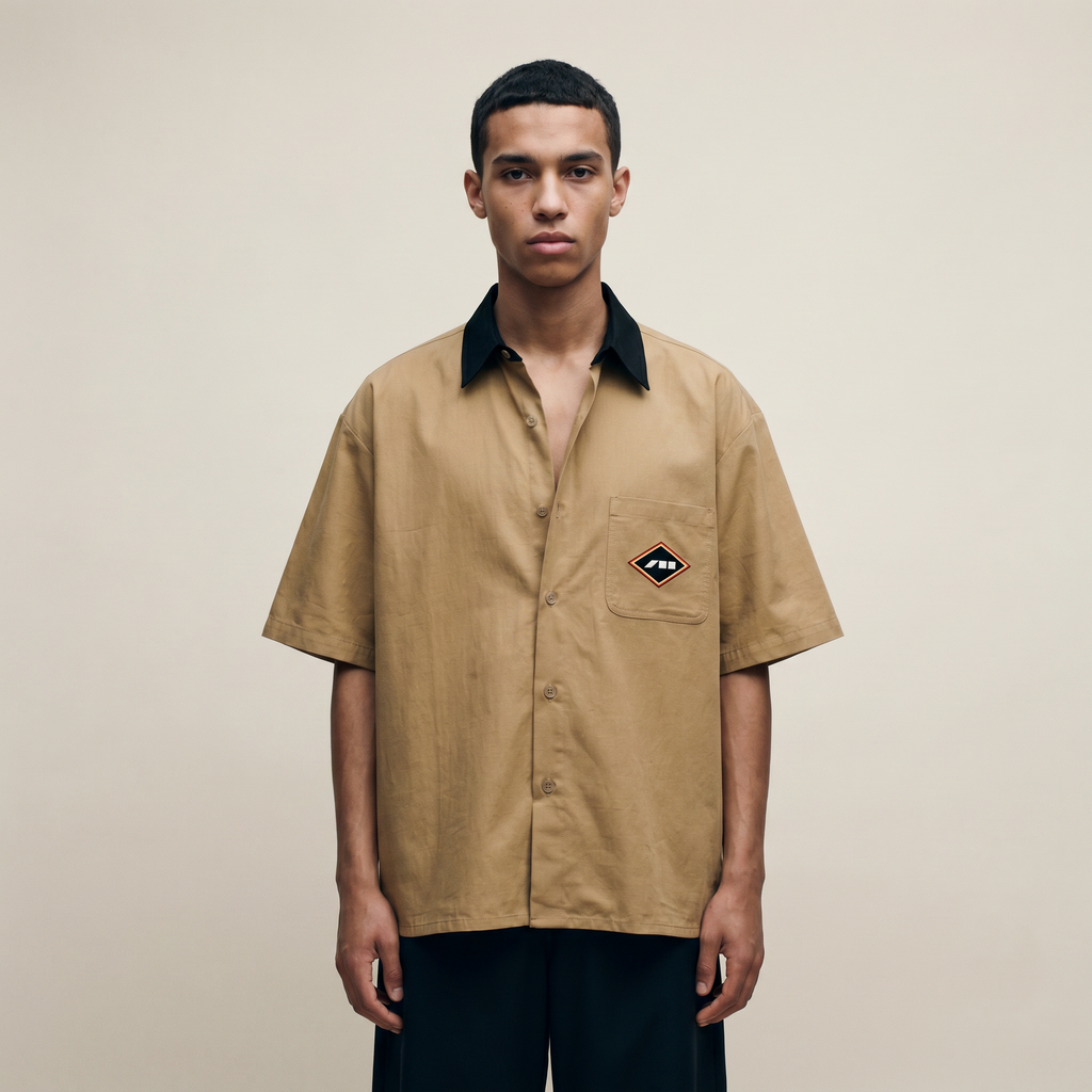 CONTRAST BUTTON-DOWN